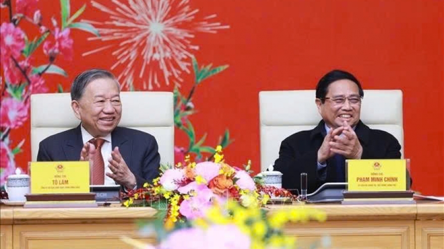 Government holds gathering to celebrate Party's 95th anniversary, Lunar New Year